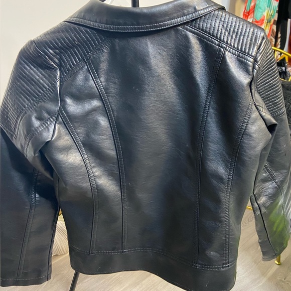 jacket - Picture 2 of 3